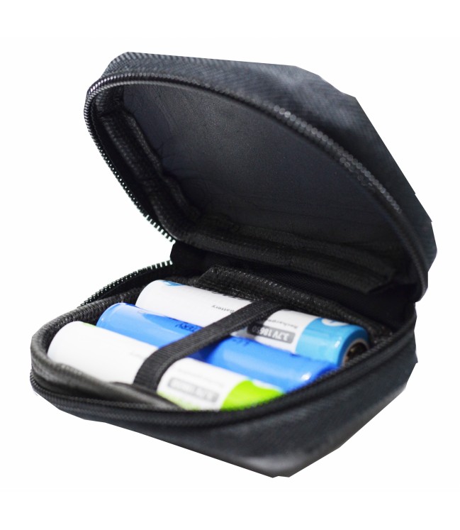 Battery case with zipper
