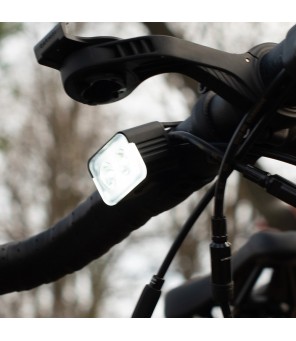 Vayox Priekšējā velosipēda gaisma 300lm 2*LED USB-C VA0153